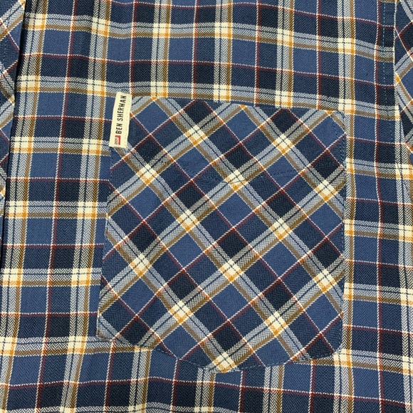 Ben Sherman Plaid Button Up - Picture 3 of 3